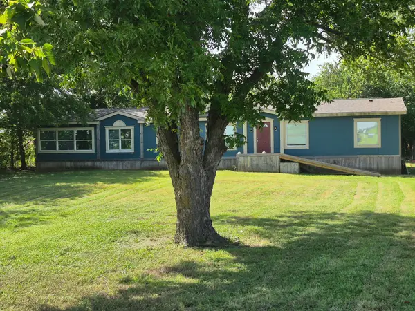 1120 Battle Lake Road, Hallsburg, TX 76682