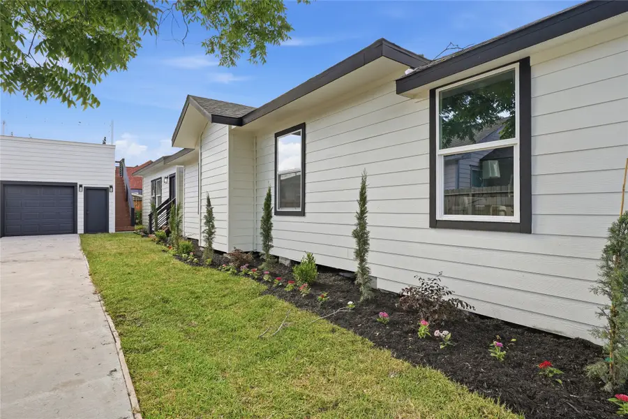 125 N Super Street, Houston, TX 77011 - #2