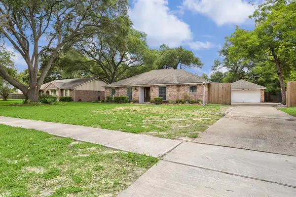 15510 Jersey Drive, Houston, TX 77040