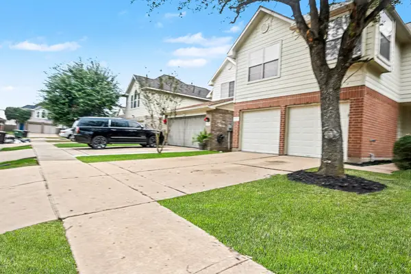 10227 W Rolleston Lane, Houston, TX 77034