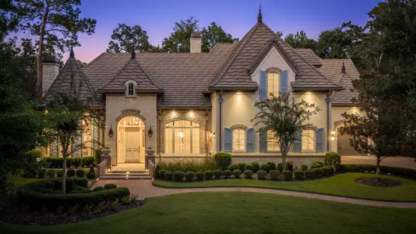 26 N Palmiera Circle, The Woodlands, TX 77382