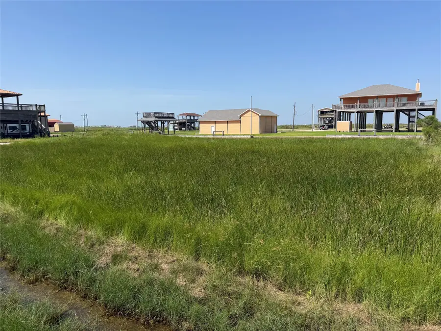 1339 Mabry Street, Gilchrist, TX 77617 - #3