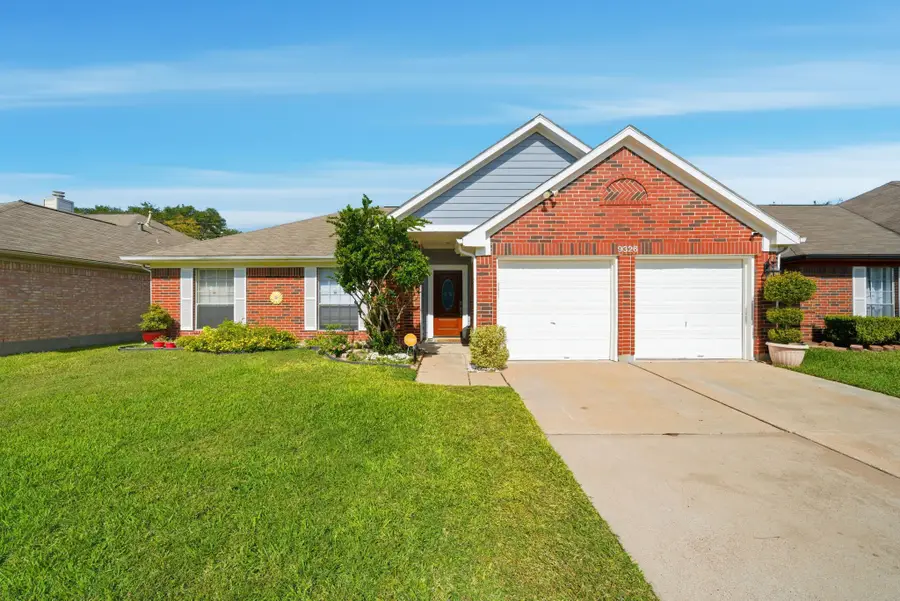 9326 Marblemount Drive, Houston, TX 77064 - Image #2