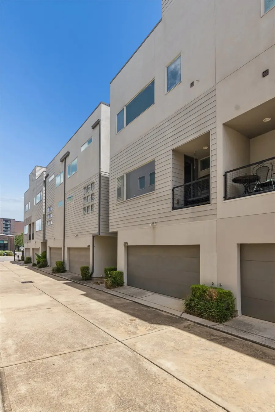 2376 Commerce Street, Houston, TX 77003 - #2