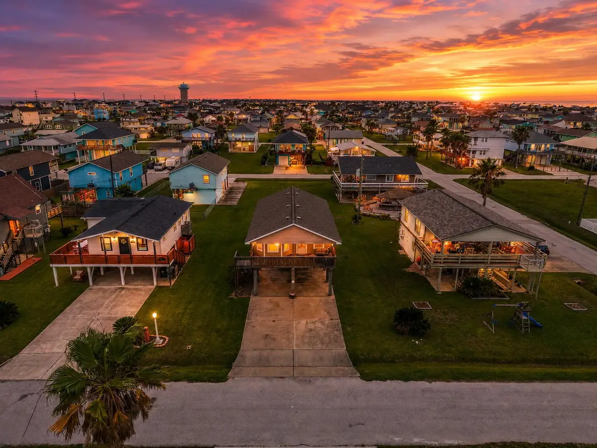 4122 Kent Drive, Galveston, TX 77554 - #1