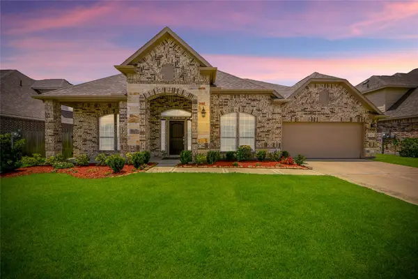 1577 Elm Court, Angleton, TX 77515