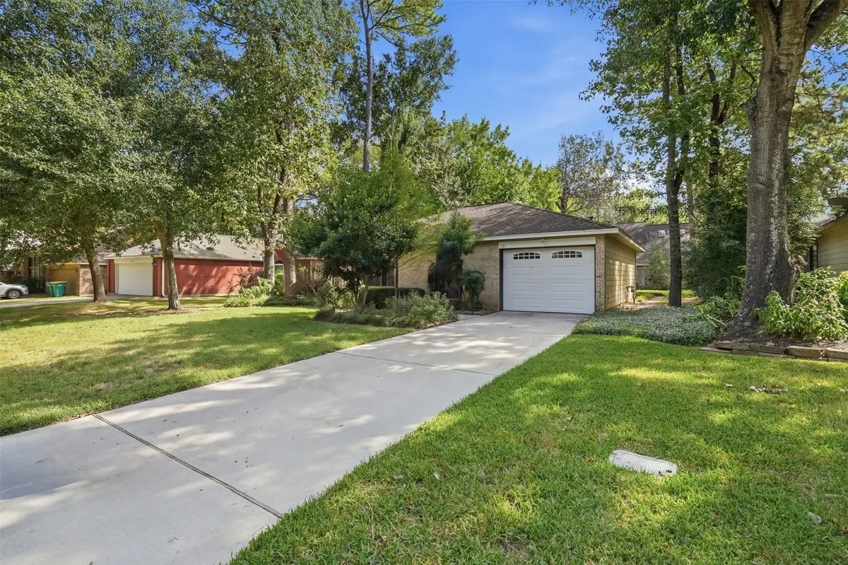 23 Thrush Grove Place, The Woodlands, TX 77381 - #1