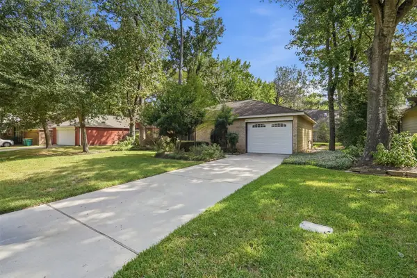23 Thrush Grove Place, The Woodlands, TX 77381