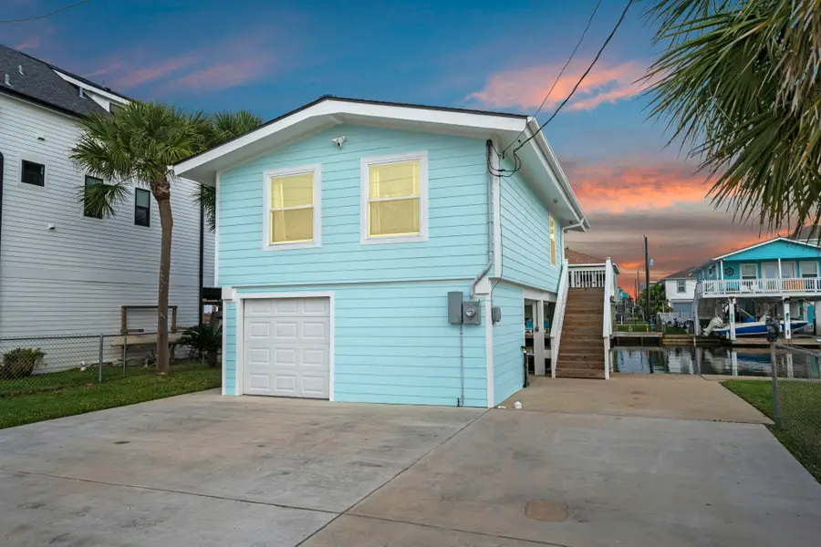 16708 Cabeza De Vaca, Jamaica Beach, TX 77554 - #3