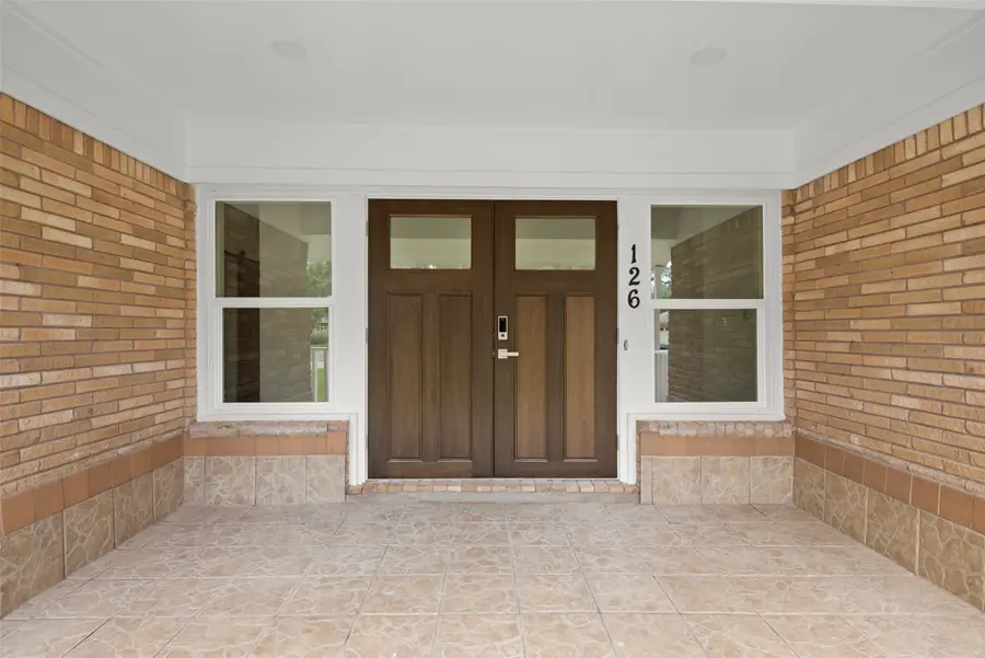 126 Daisy Street, Lake Jackson, TX 77566 - Image #3