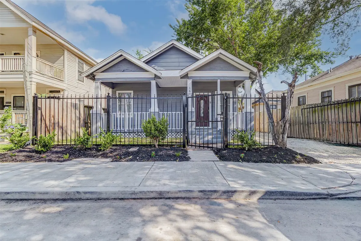 1606 Ruthven St Street #a-b, Houston, TX 77019 - Image #1