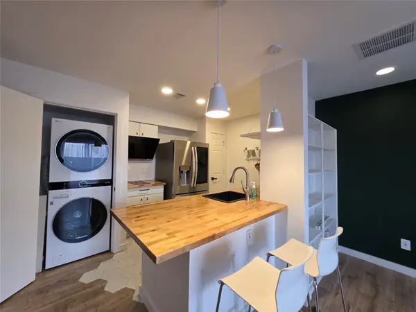1515 Sandy Springs Road #903, Houston, TX 77042