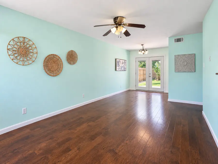 3107 Edgewood Drive, Dickinson, TX 77539 - #3