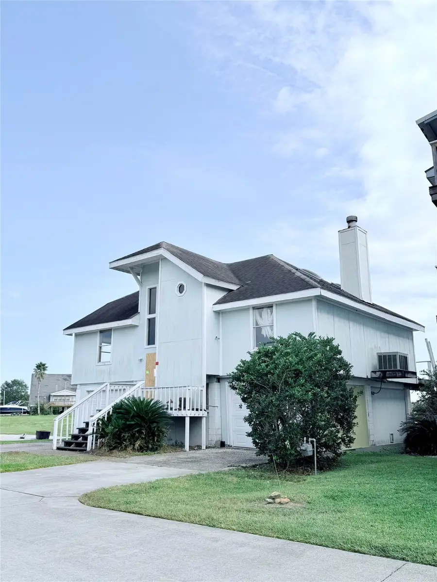 4436 Scenic Drive, Dickinson, TX 77539 - Image #3