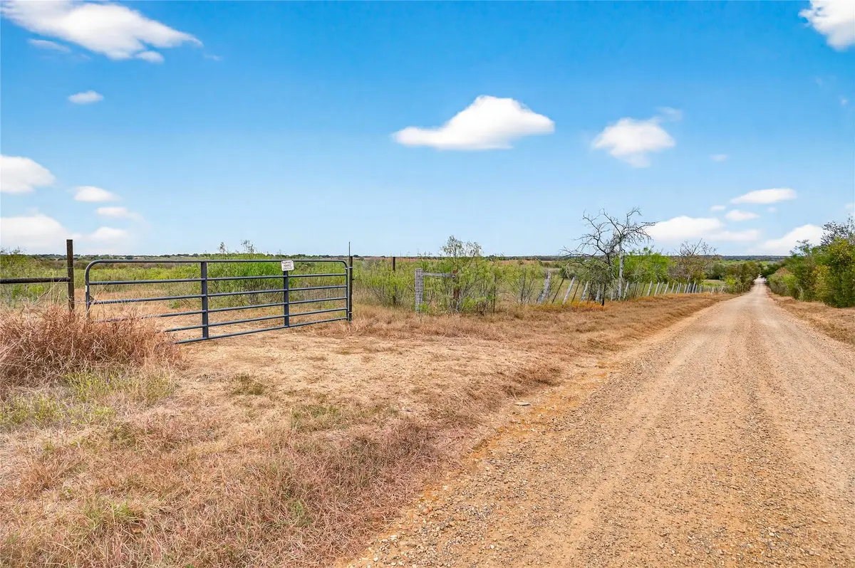 1152 County Road 447, Waelder, TX 78959 - #1