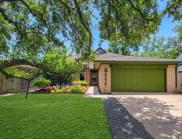 5111 Linden Street, Bellaire, TX 77401