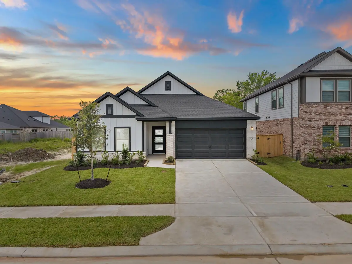 208 Rose Laurel Drive, Alvin, TX 77511 - #1