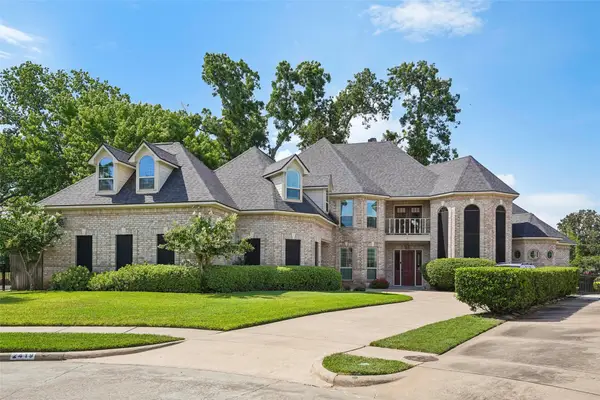 2419 Vintage Circle, Richmond, TX 77406