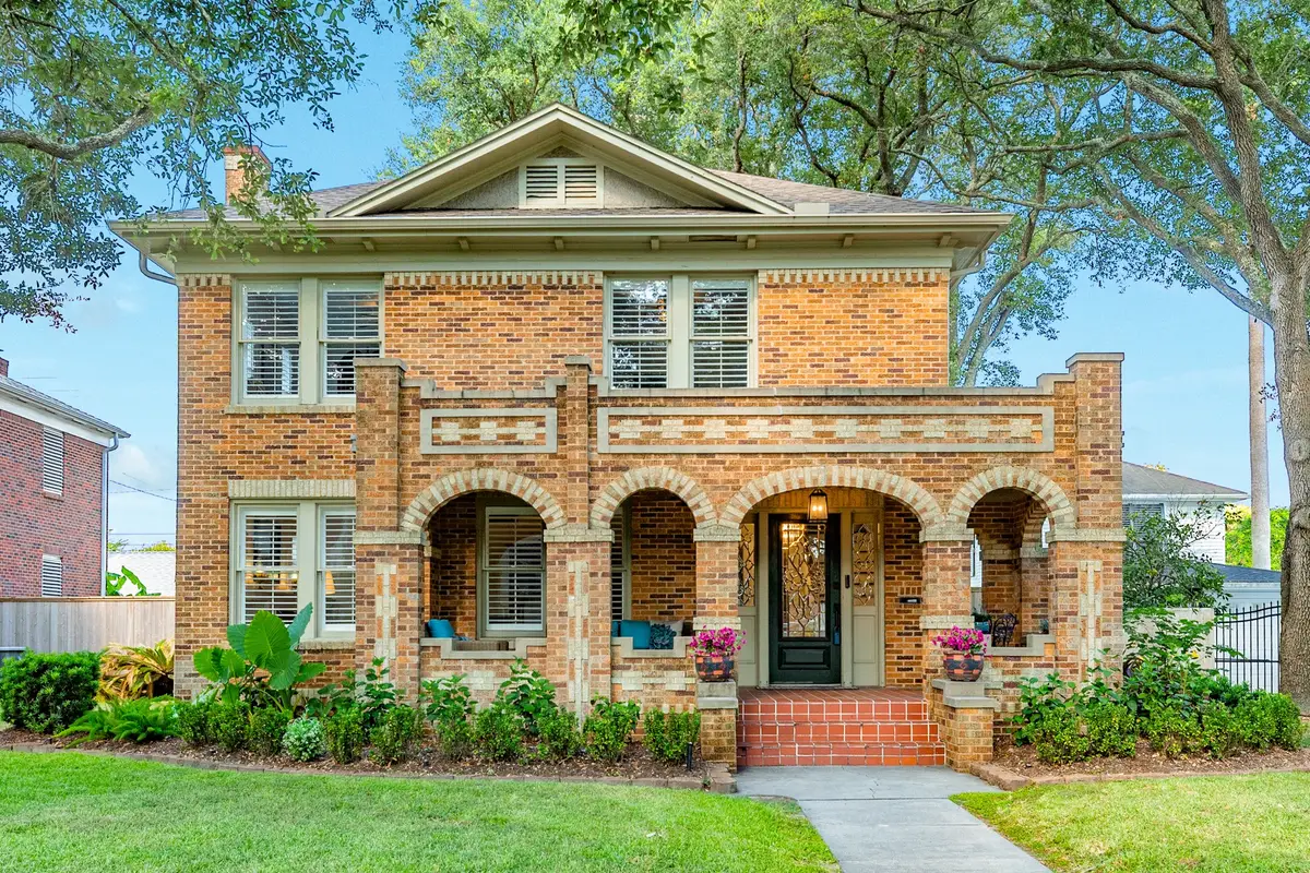 20 Cedar Lawn Drive S, Galveston, TX 77551 - #1