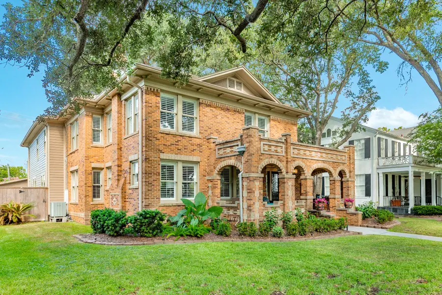20 Cedar Lawn Drive S, Galveston, TX 77551 - #3
