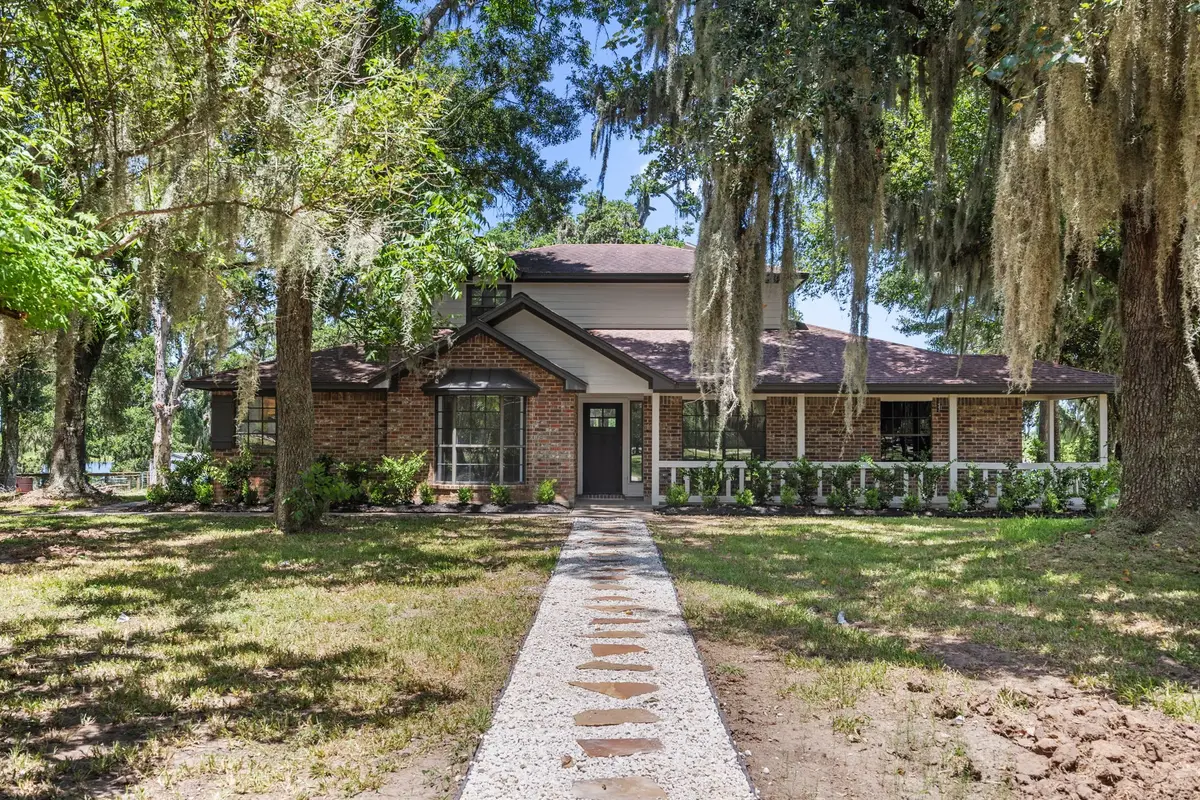 21802 Lake View Road, Damon, TX 77430 - #1