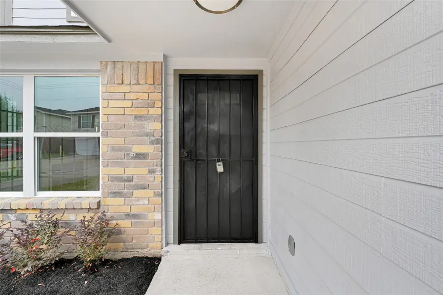 7050 Inwood Park Drive #113, Houston, TX 77088 - Image #3