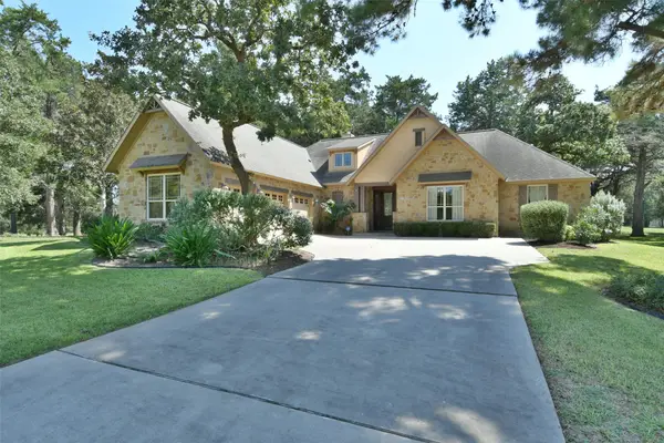 901 N Falls Drive, New Ulm, TX 78950