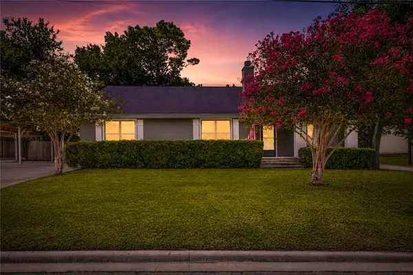 511 W Val Verde Street, Brenham, TX 77833