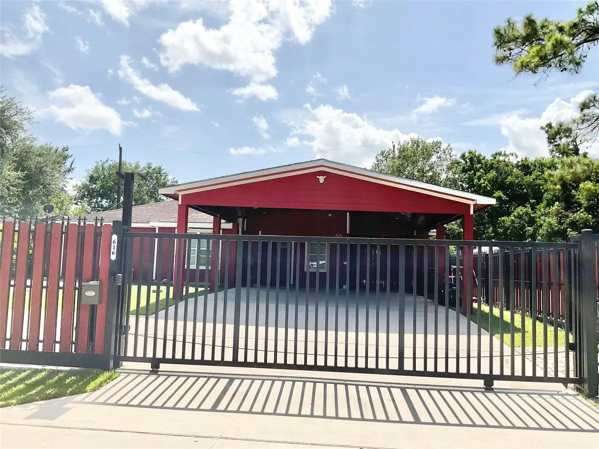 616 Kansas Street, Pasadena, TX 77506 - #1