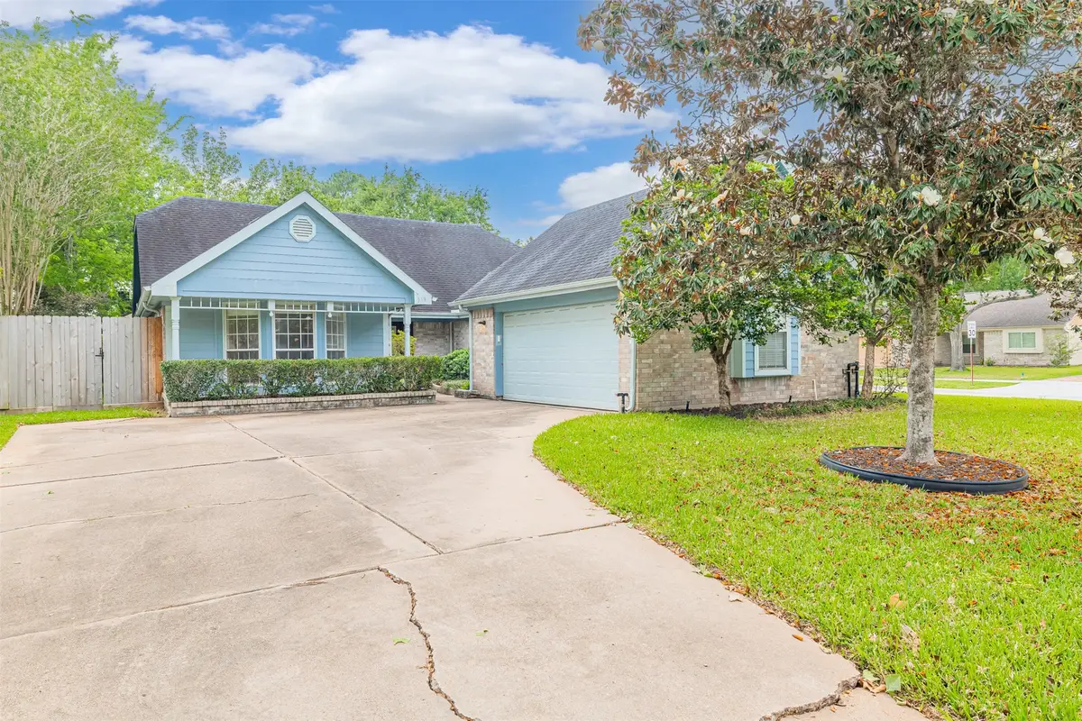 519 E Hillary Circle, Sugar Land, TX 77498 - #1