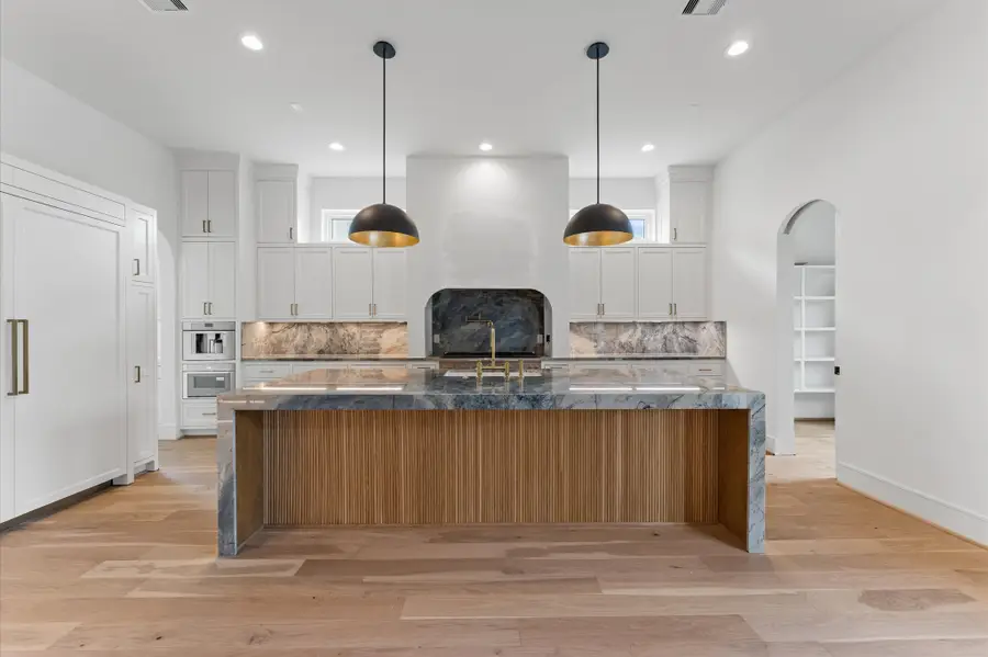 4046 Drummond Street, Houston, TX 77025 - Image #3