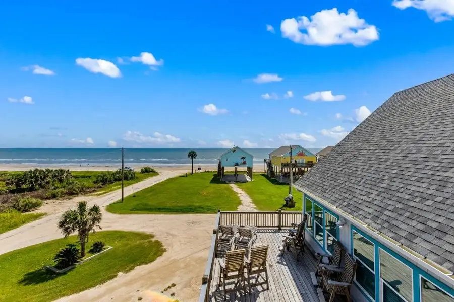 1157 Alex Drive, Gilchrist, TX 77617 - #2