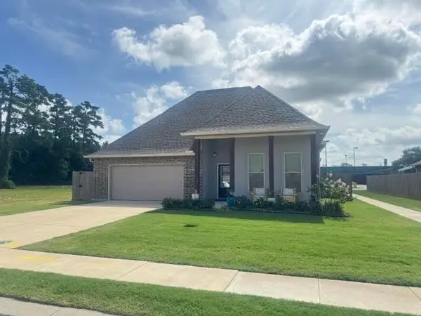 6740 Little Cypress Loop, Orange, TX 77632