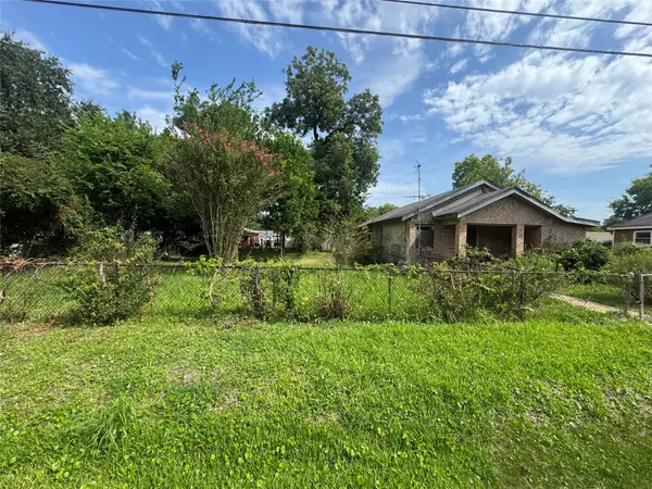 3215 Roland Street, Houston, TX 77026