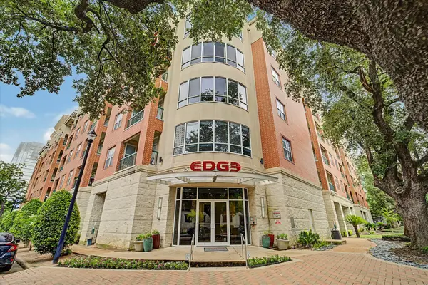 300 St Joseph Parkway #124, Houston, TX 77002