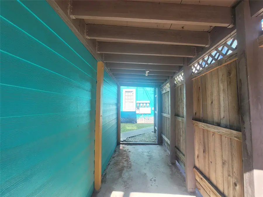 1707 Market Street #5, Galveston, TX 77550 - Image #3