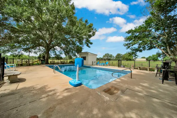 40670 Jozwiak Lane, Hempstead, TX 77445