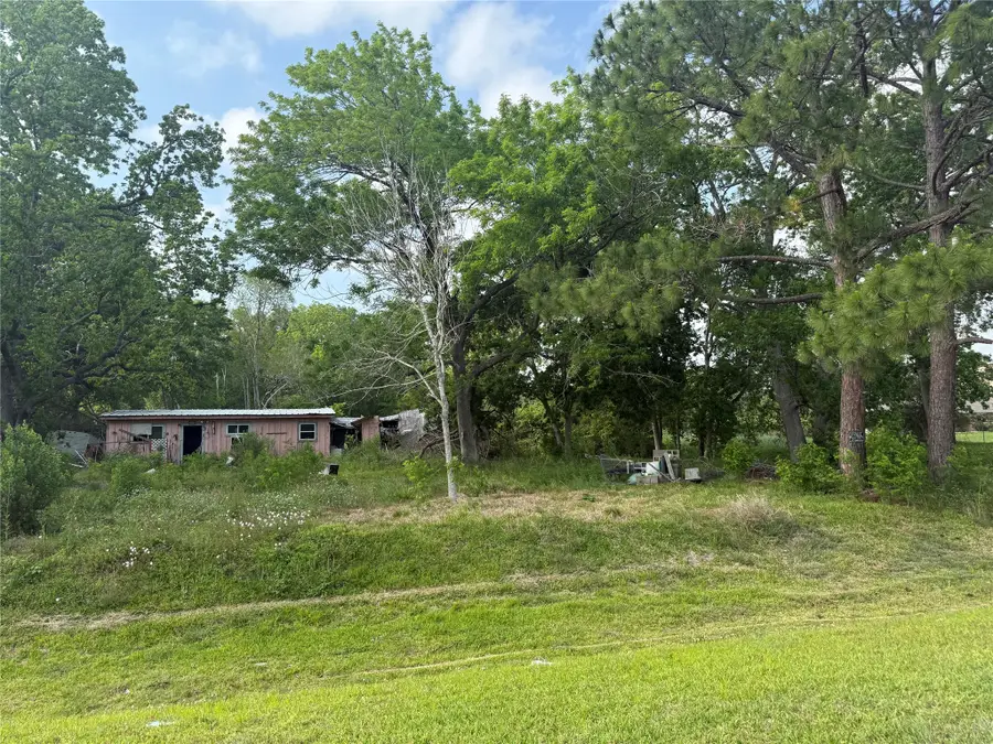 1019 E Archer Road, Baytown, TX 77521 - #2