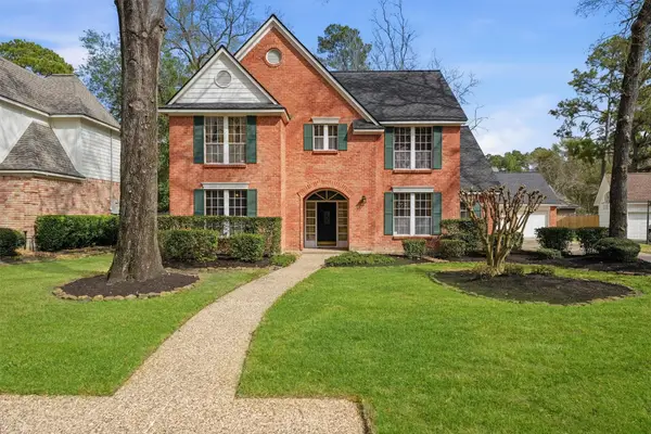 4906 Maple Terrace Drive, Kingwood, TX 77345