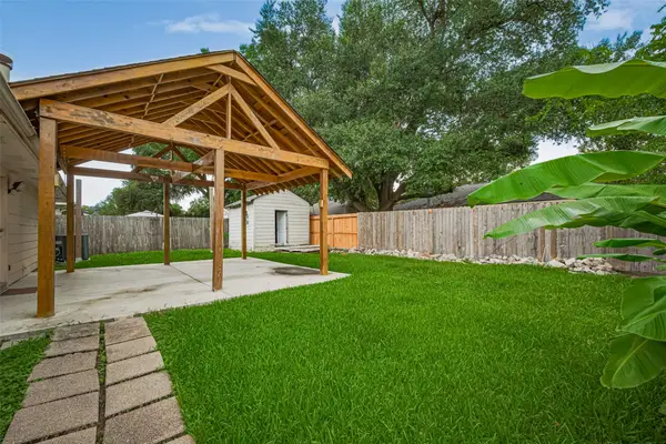 3714 Parkridge Glen Drive, Houston, TX 77082