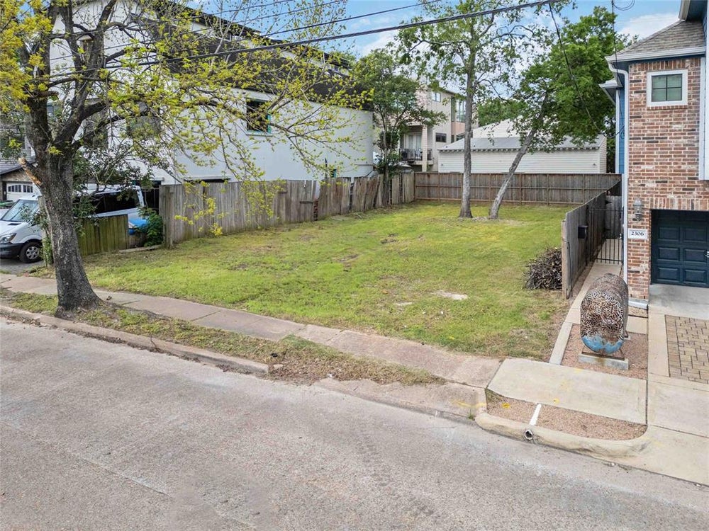 2308 Dunlavy Street, Houston, TX 77006 - ERA