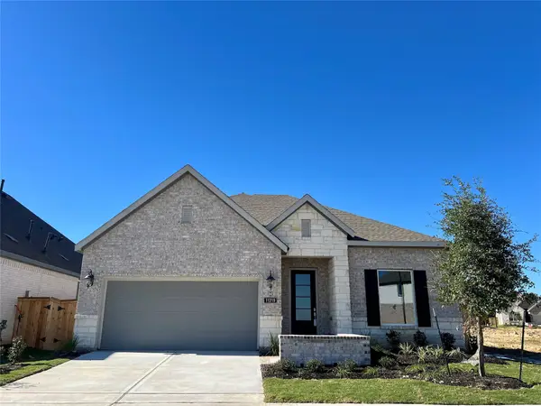 2720 Grove Crest Drive, Rosenberg, TX 77469