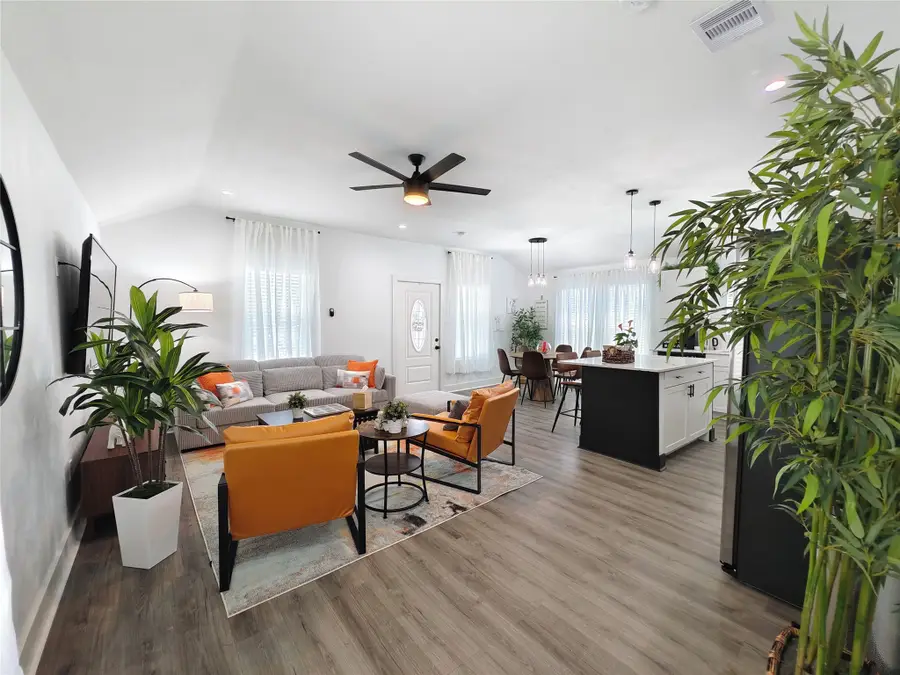 4409 Mckinley Street, Houston, TX 77051 - #3