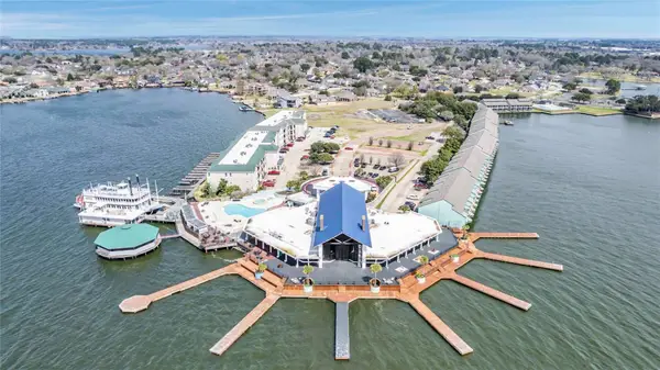 7039 Kingston Cove Ln #309, Willis, TX 77318