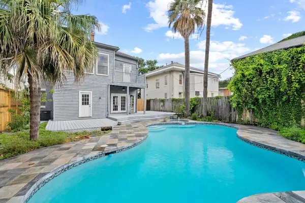 220 Marshall Street, Houston, TX 77006