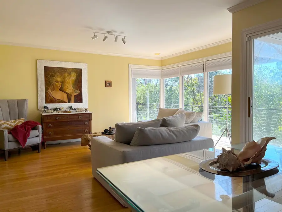 8211 Katy Freeway #17, Houston, TX 77024 - #3