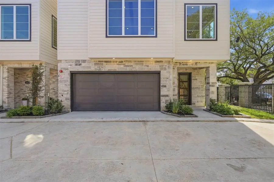 2111 Nantucket Drive #D, Houston, TX 77057 - #2