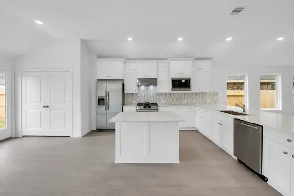 18311 Orchid Manor Street, Crosby, TX 77532