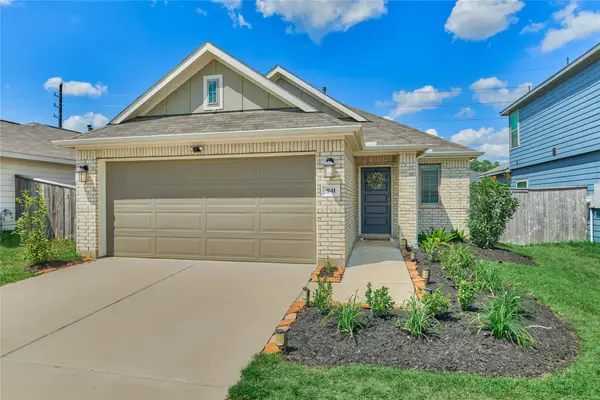 941 Oak Mist Lane, Magnolia, TX 77354