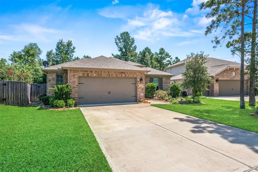 214 N Wild Petunia Trail, Montgomery, TX 77316 - #2